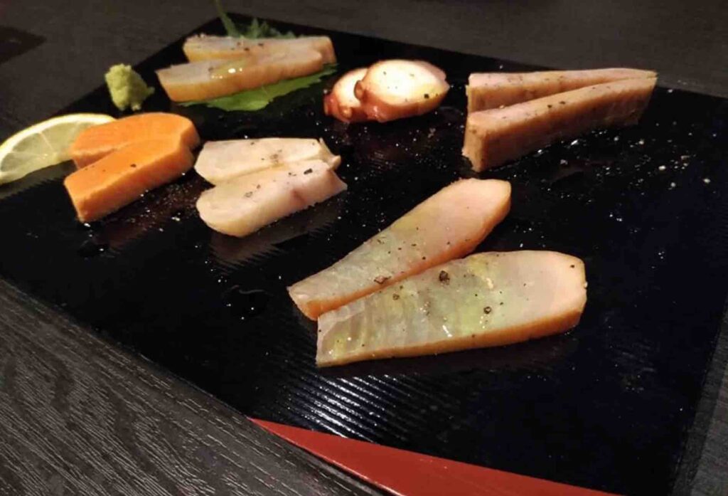 づいき魚の燻製レア盛り(2019.9月時点)