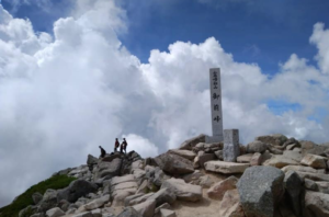 御前峰山頂